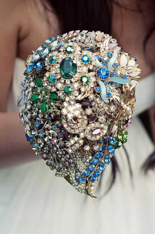 Artificial wedding bouquets | Wedding bouquet bijoux