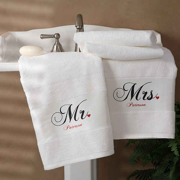 towel set bridal shower gift idea