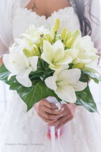 Brautstrauß mit Lilien