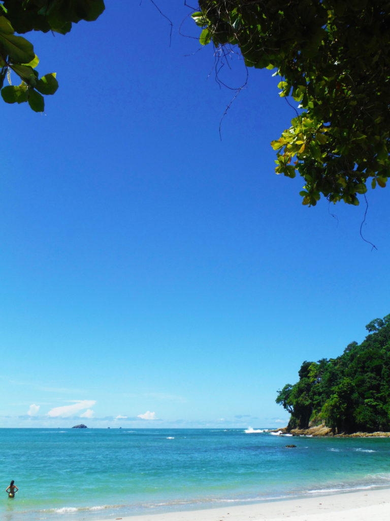 Costa Rica Honeymoon | Playa Manuel Antonio